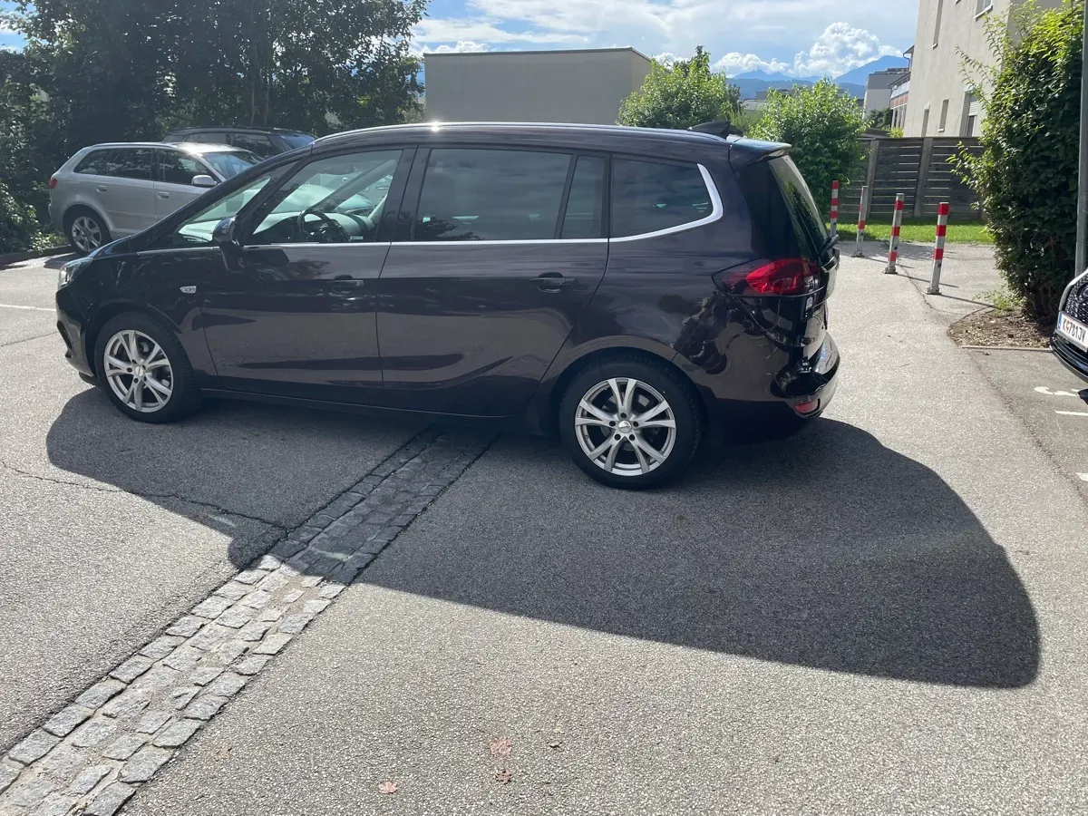 Opel Zafira Tourer