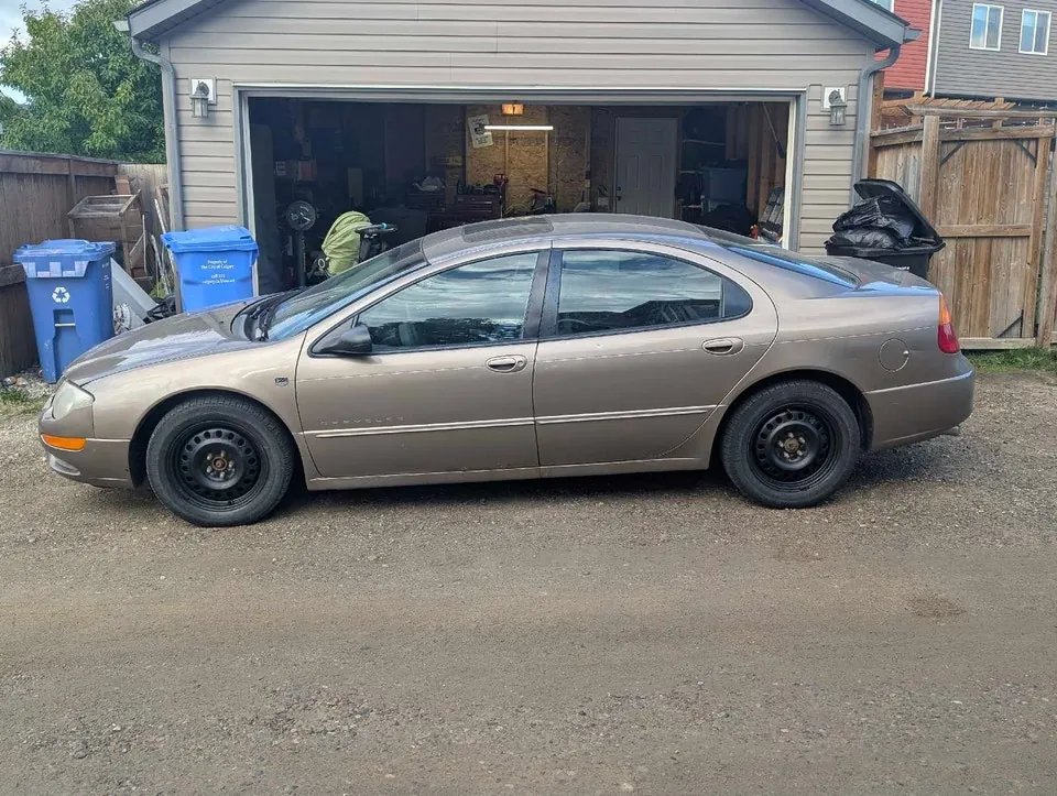 Chrysler 300M 2000 photo 3