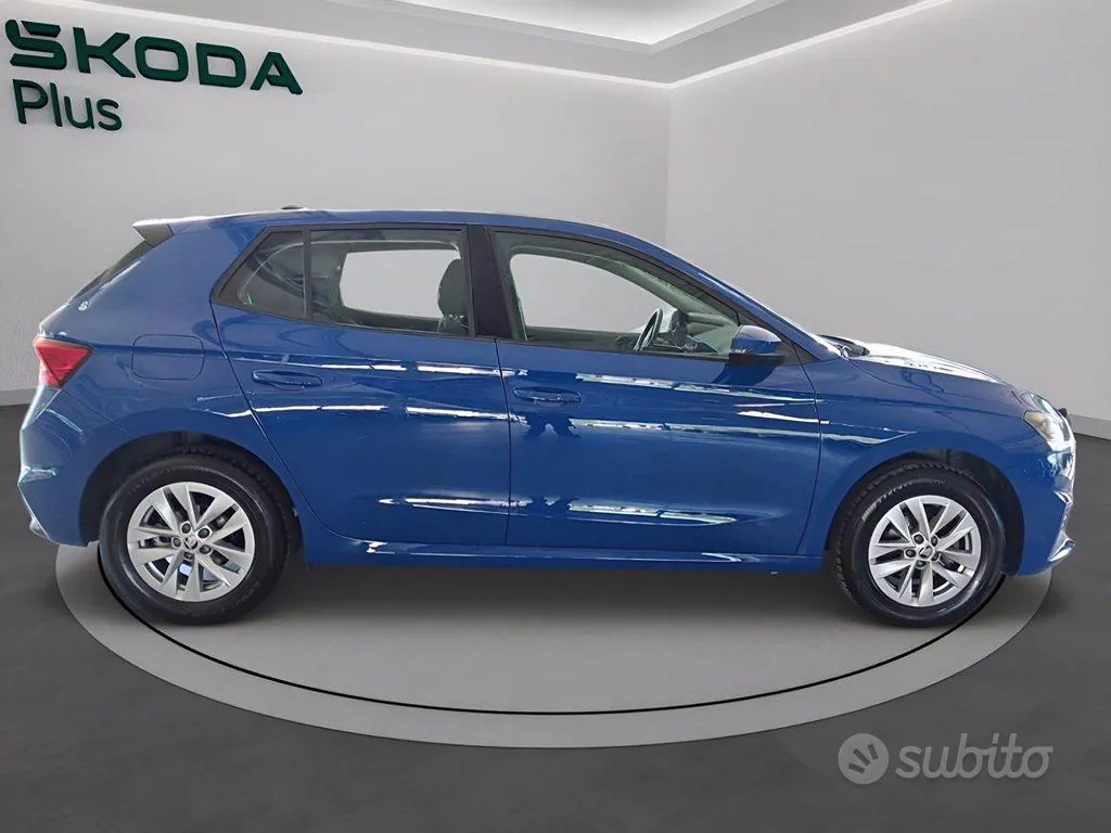 Skoda Fabia 2023 photo 3