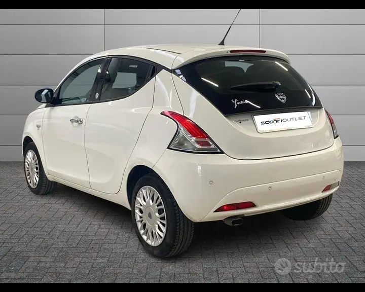Lancia Ypsilon 2016 photo 4