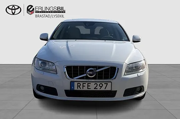 Volvo V70 2013 photo 5