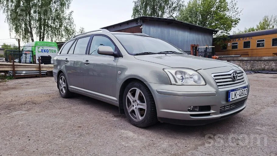 Toyota Avensis 2005 photo 3