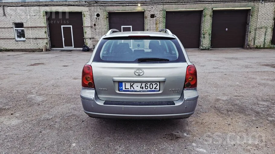 Toyota Avensis 2005 photo 5