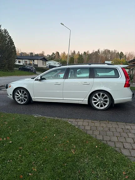 Volvo V70