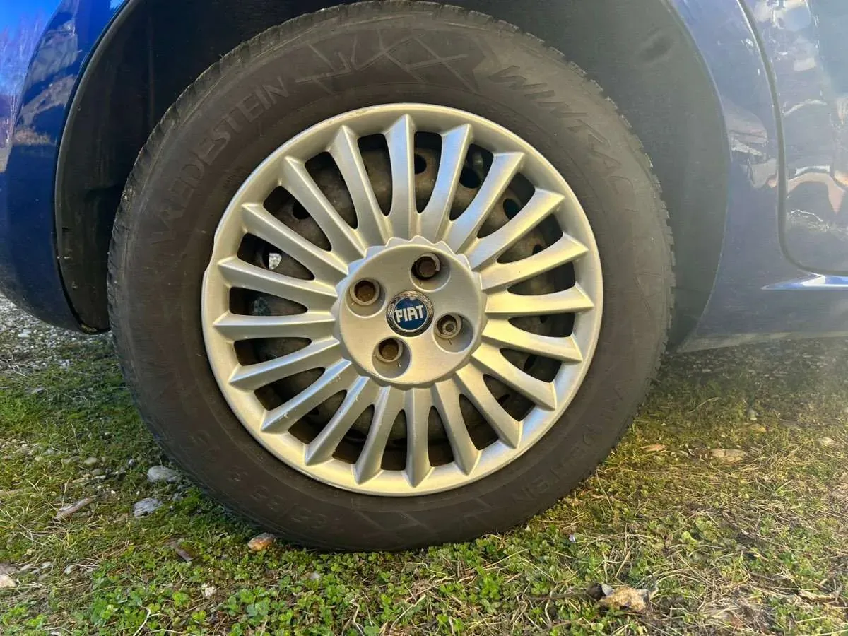 Fiat Punto 2007 photo 2