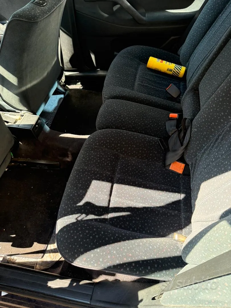 Volkswagen Passat 1995 photo 5