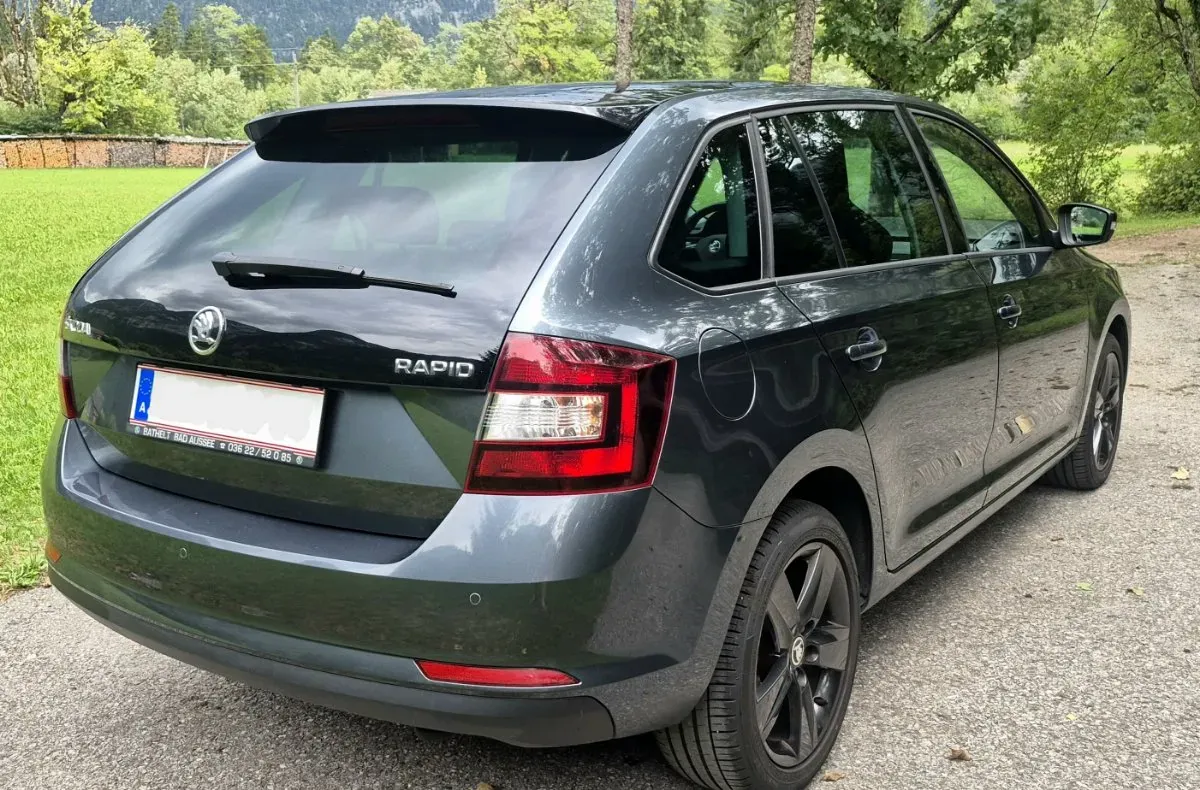 Skoda Rapid 2017 photo 2