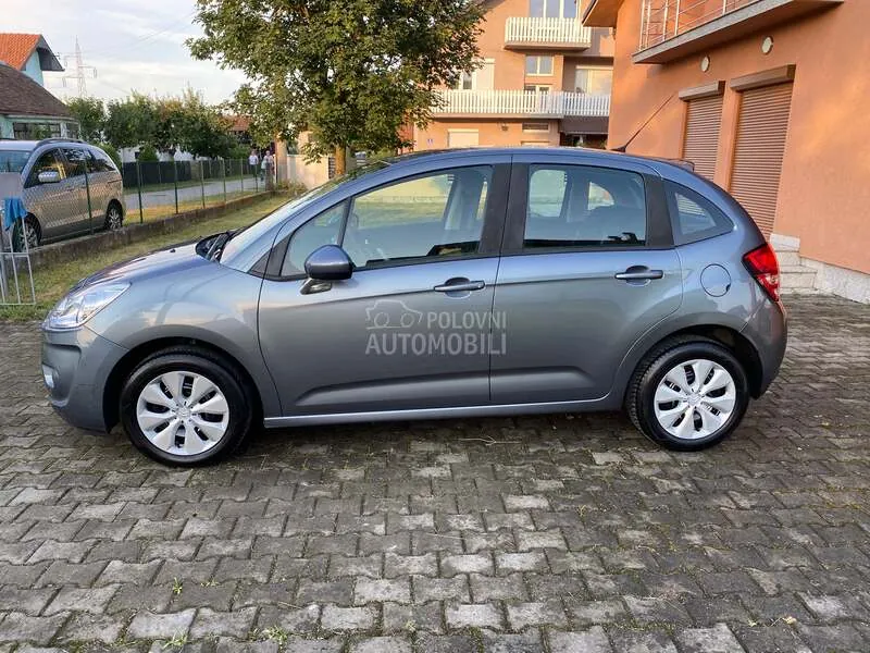 Citroen C3 2010 photo 2