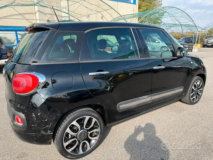 Fiat 500L 2012 photo 4