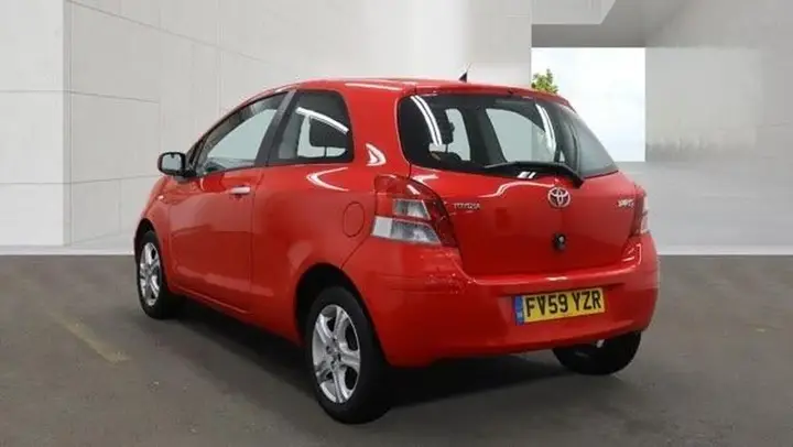 Toyota Yaris 2010 photo 4