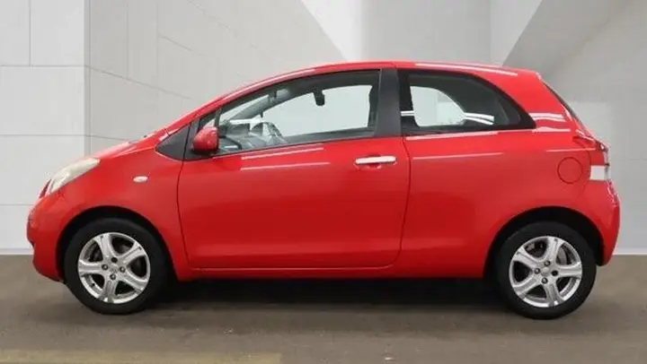 Toyota Yaris 2010 photo 5
