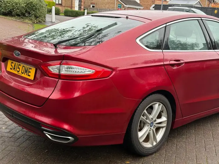 Ford Mondeo 2015 photo 5