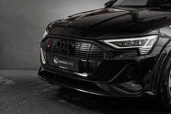 Audi E-Tron S 2021 photo 2