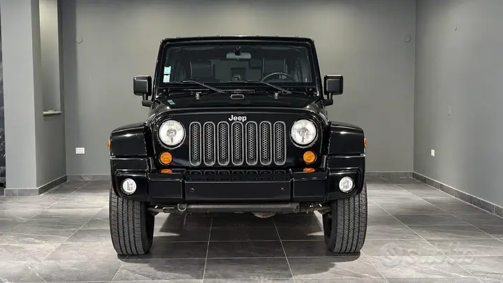 Jeep Wrangler 2010 photo 2