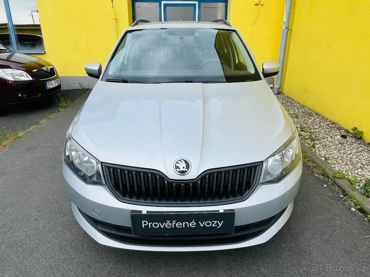 Skoda Fabia 2015 photo 2