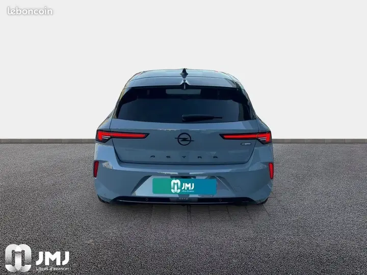 Opel Astra 2026 photo 4