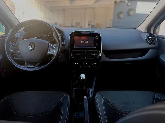 Renault Clio 2017 photo 3
