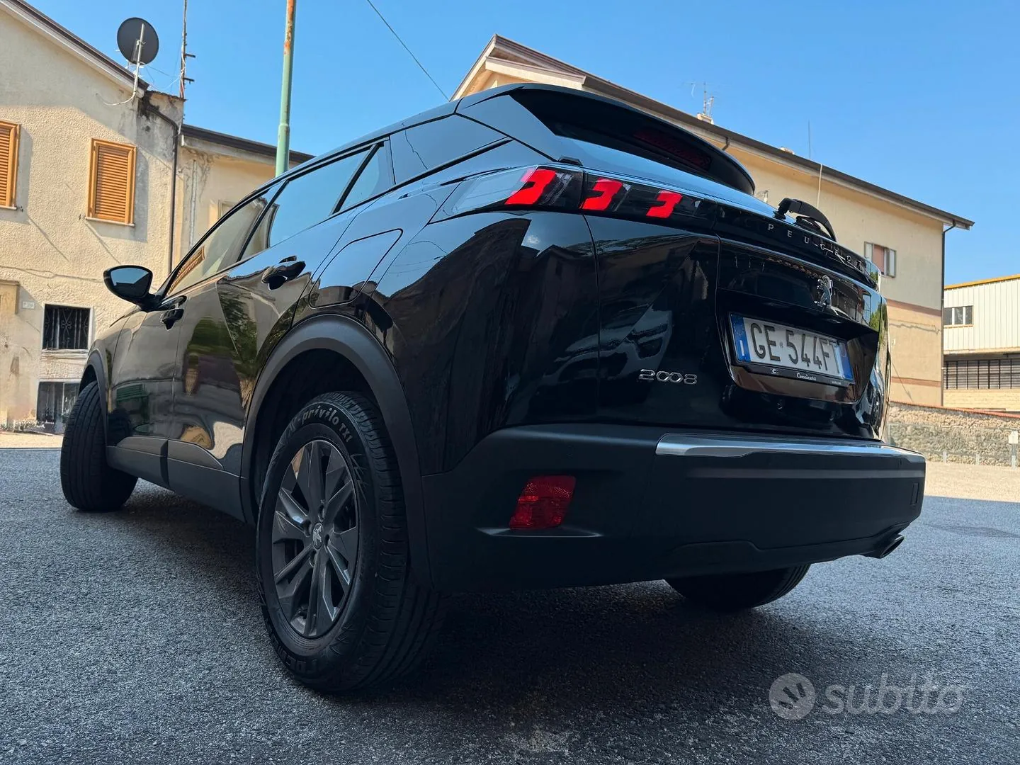 Peugeot 2008 2021 photo 5