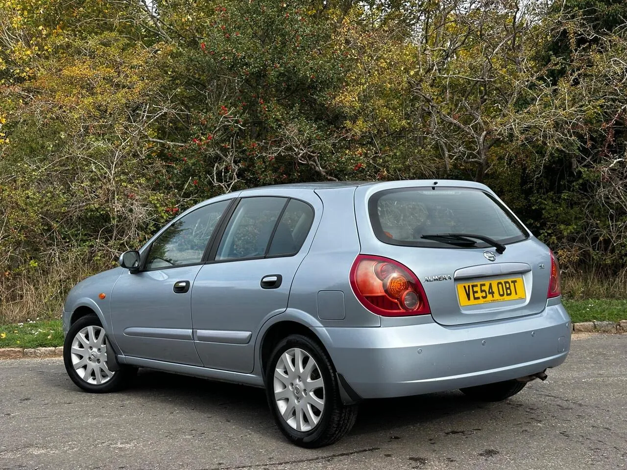 Nissan Almera 2004 photo 5