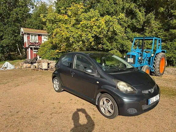 Toyota Aygo 2010 photo 3