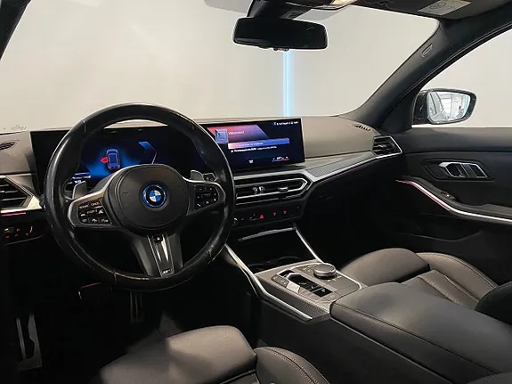 BMW 330E 2023 photo 5