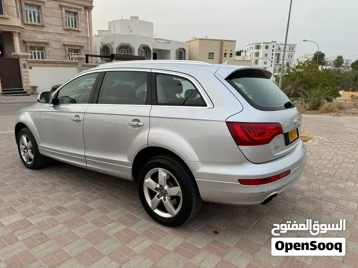 Audi Q7 2013 photo 4