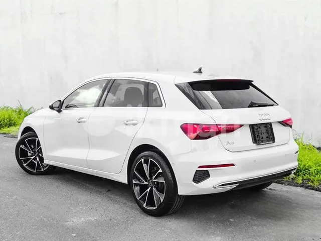 Audi A3 2024 photo 2