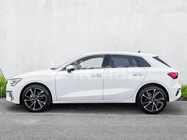 Audi A3 2024 photo 3