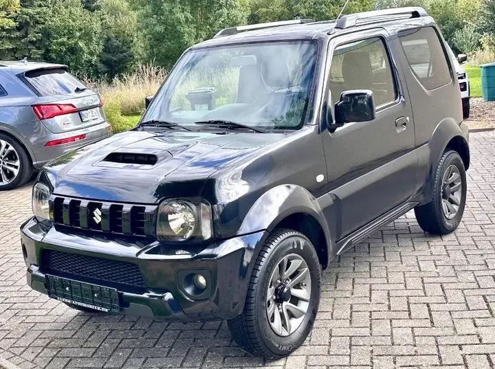 Suzuki Jimny 2012 photo 2
