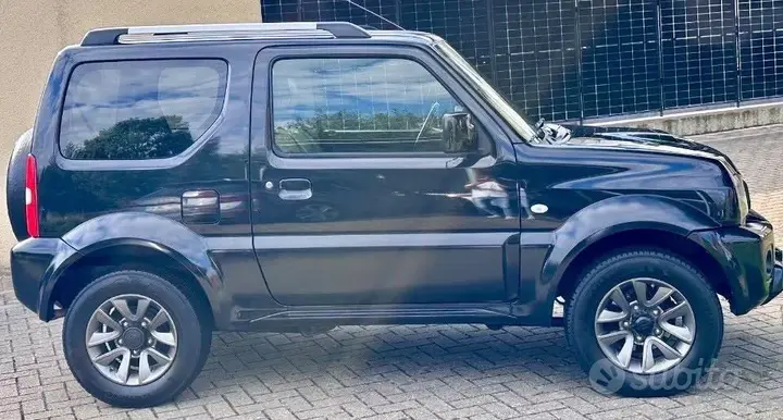 Suzuki Jimny 2012 photo 3