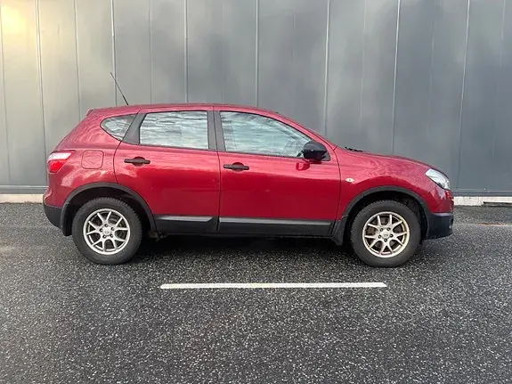 Nissan Qashqai 2013 photo 2