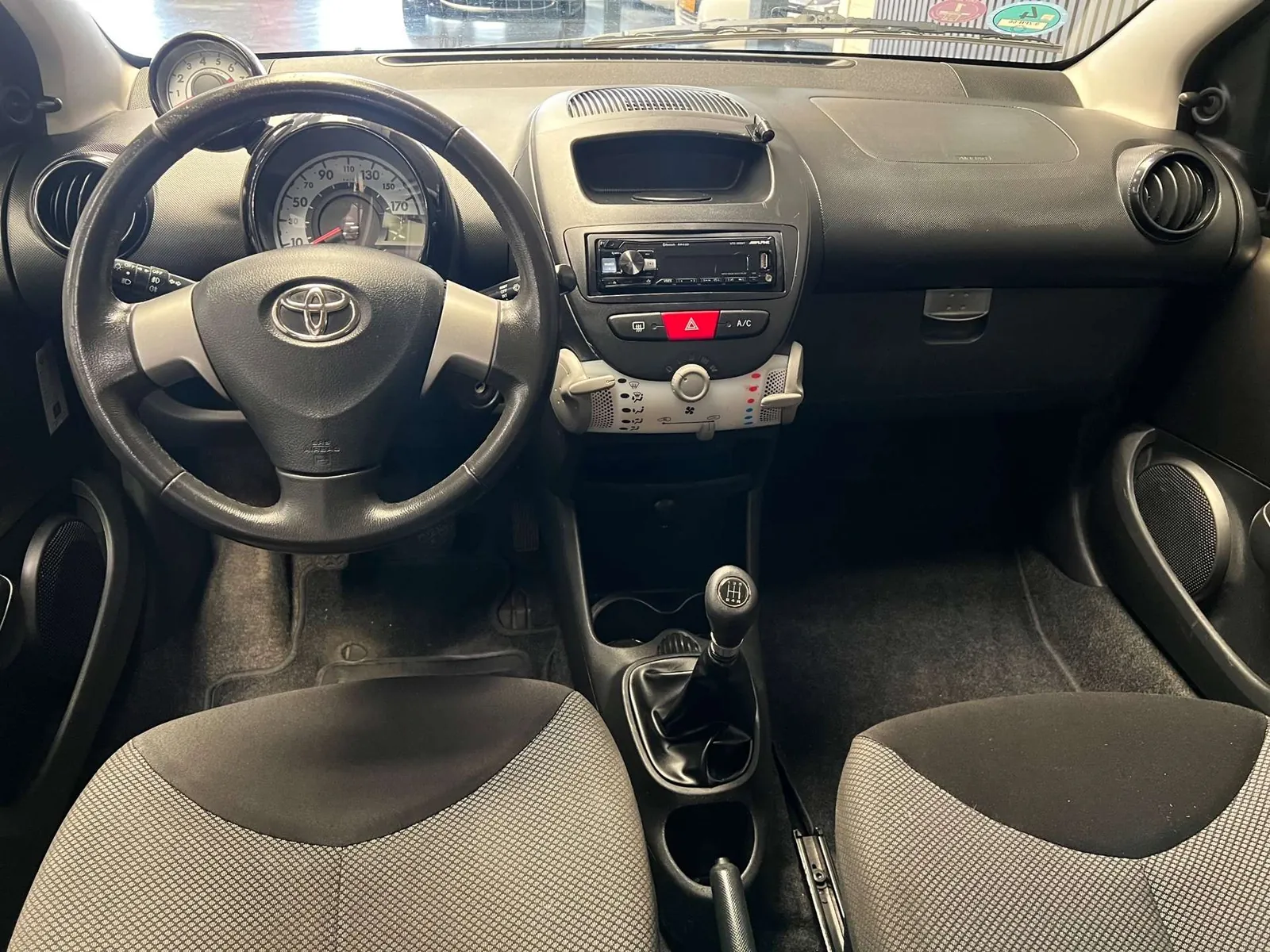 Toyota Aygo 2013 photo 3