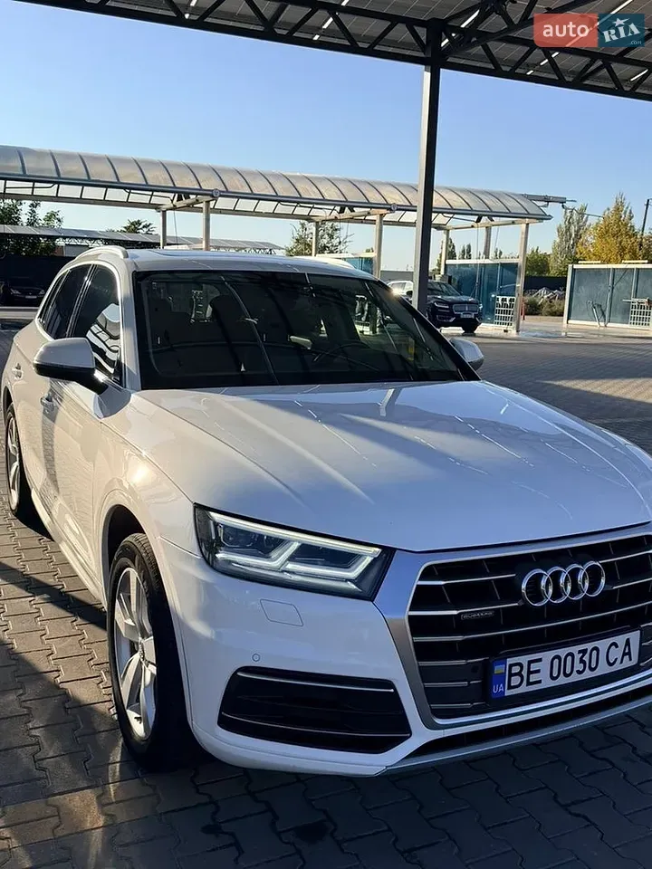 Audi Q5 2018 photo 2