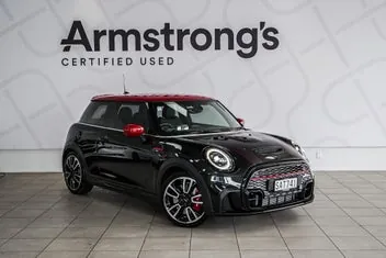 Mini Hatch 2023 photo 2