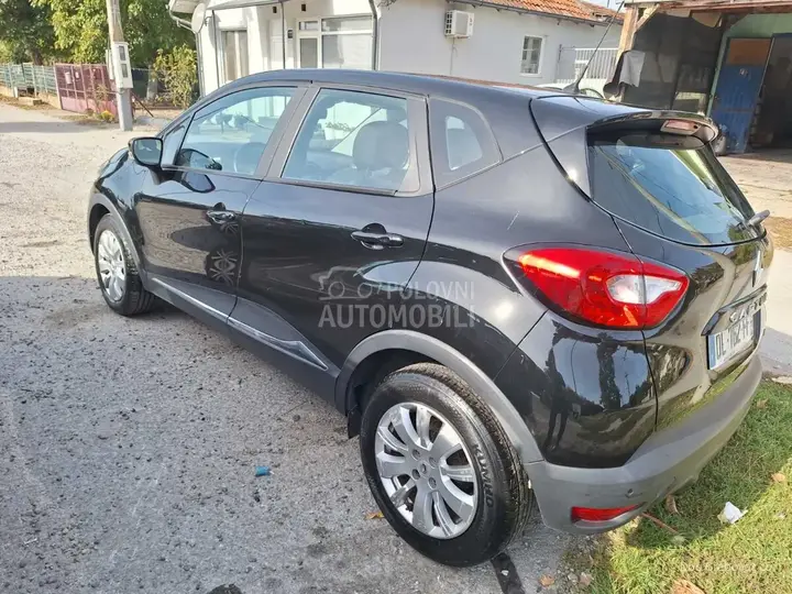 Renault Captur 2014 photo 2