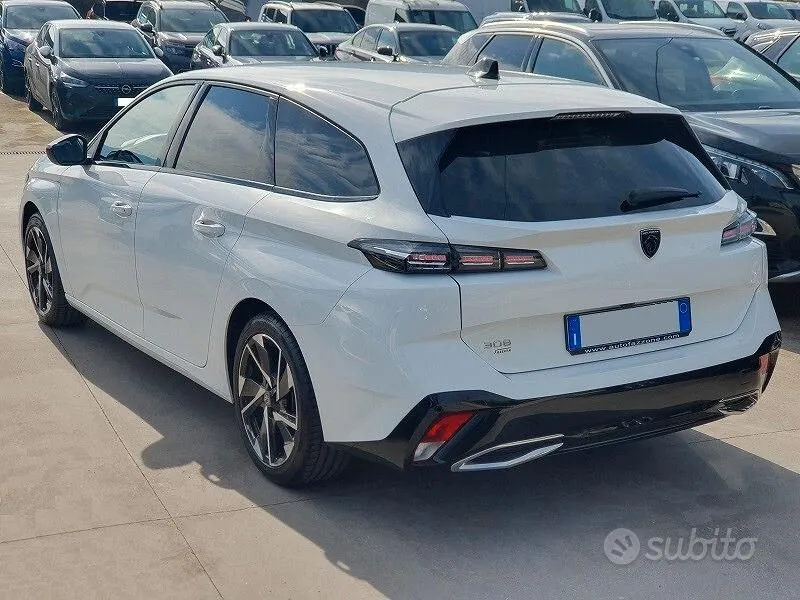 Peugeot 308 2022 photo 4