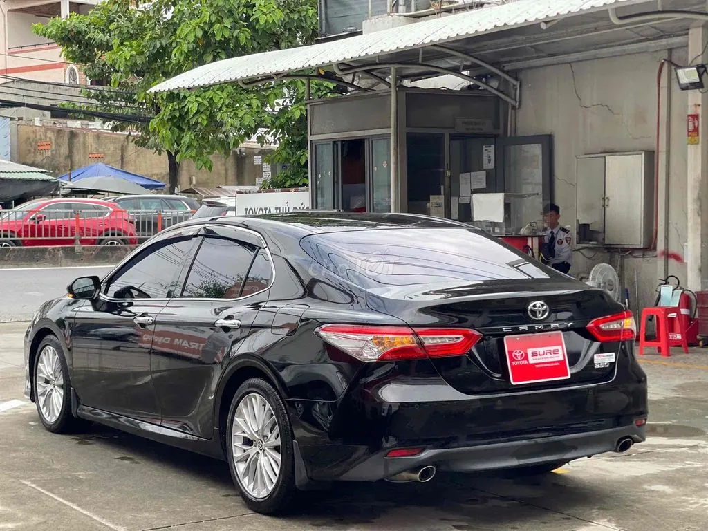 Toyota Camry 2020 photo 3