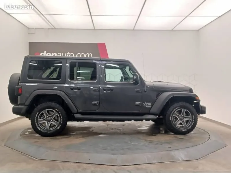 Jeep Wrangler 2019 photo 3