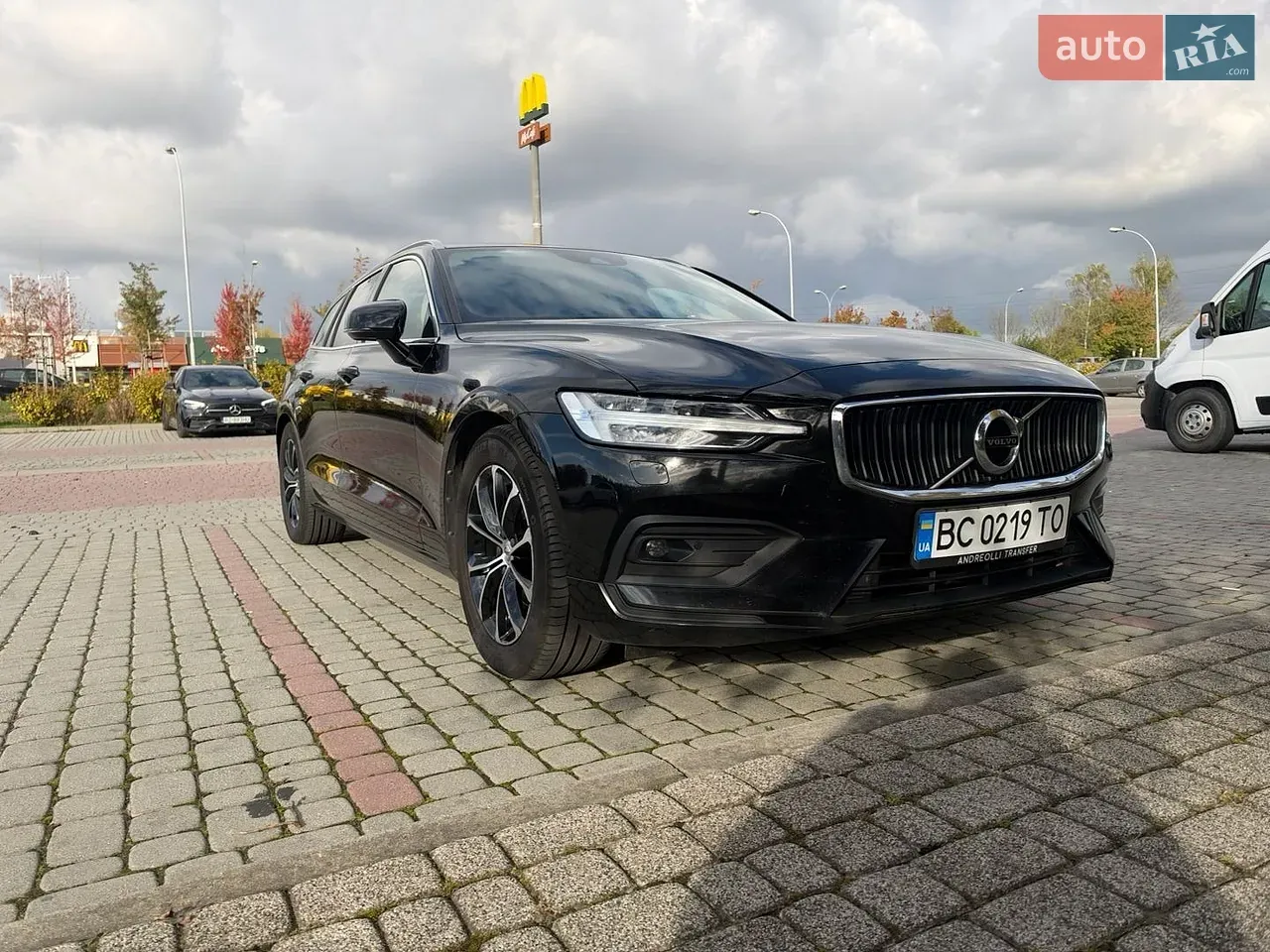 Volvo V60 2019 photo 3