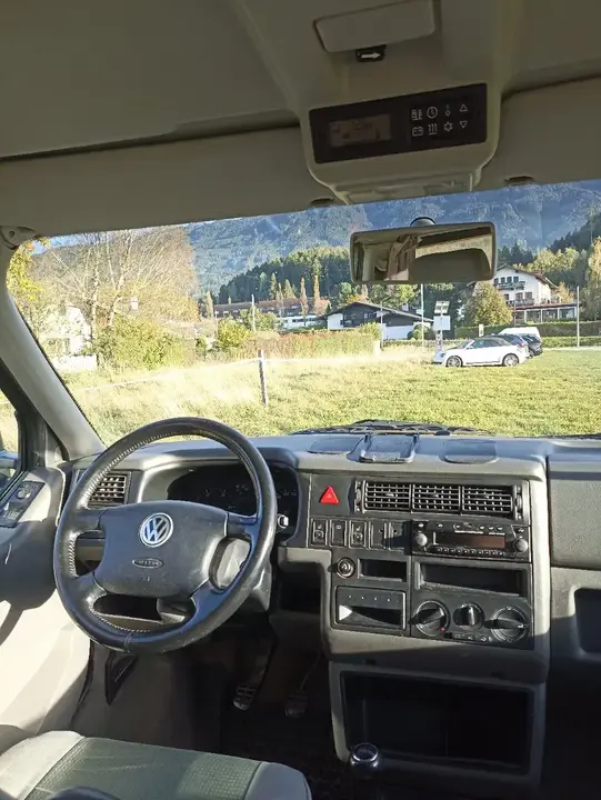 Volkswagen T4 2003 photo 3