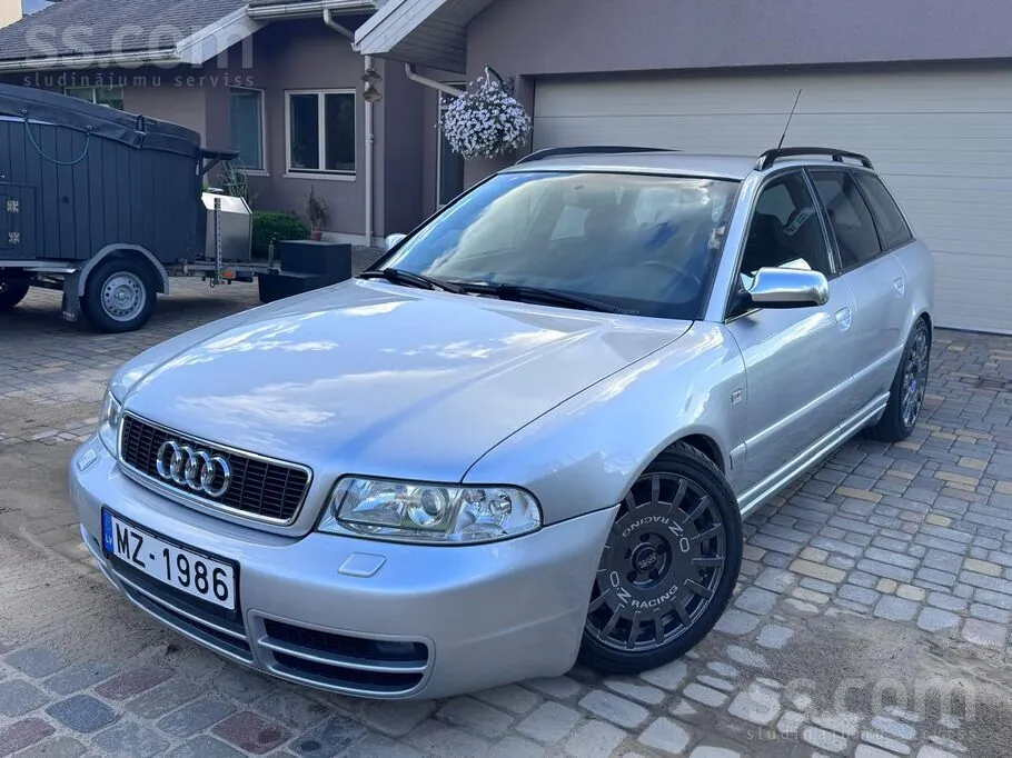 Audi S4 2000 photo 3