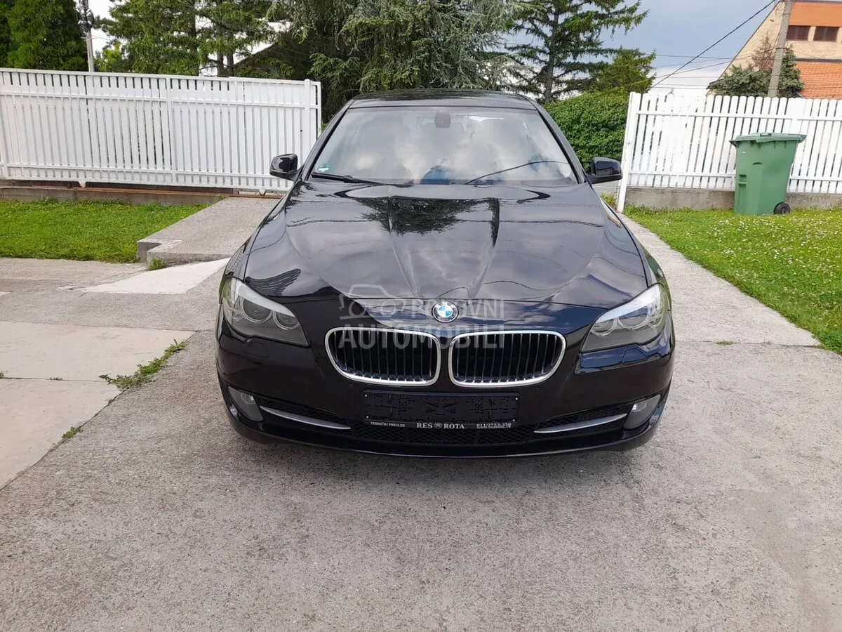 BMW 520 2011 photo 2
