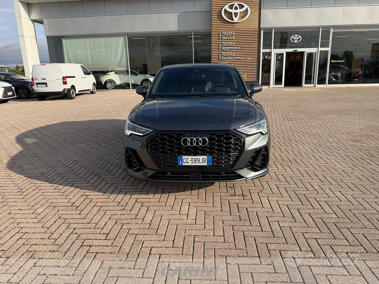 Audi Q3 2021 photo 4