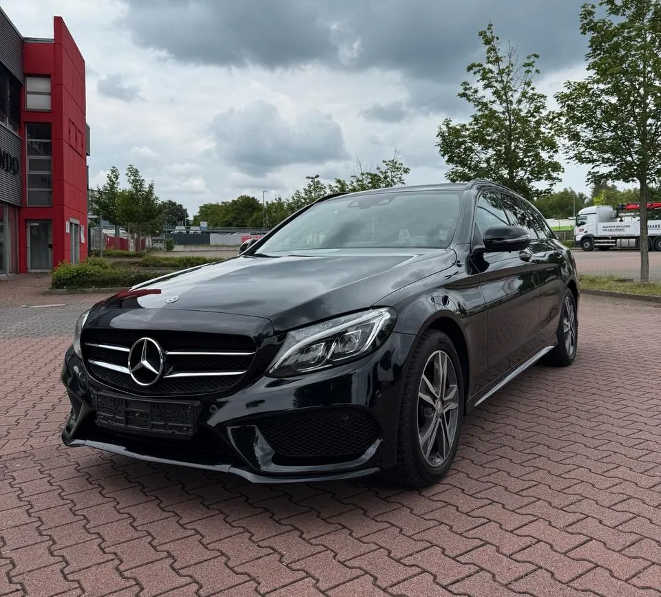 Mercedes-Benz C220D
