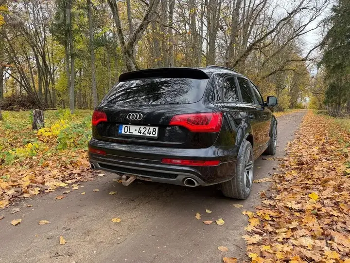 Audi Q7 2012 photo 4