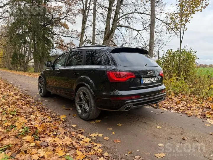 Audi Q7 2012 photo 3