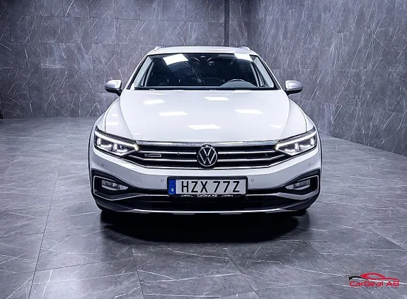 Volkswagen Passat Alltrack 2022 photo 2