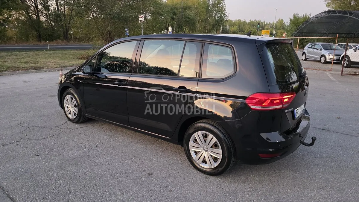 Volkswagen Touran 2017 photo 5