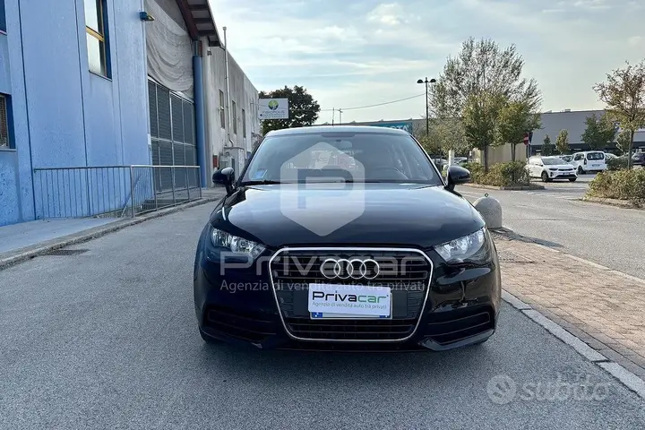 Audi A1 2013 photo 2