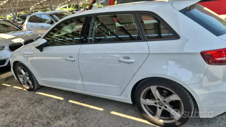 Audi A3 2015 photo 2